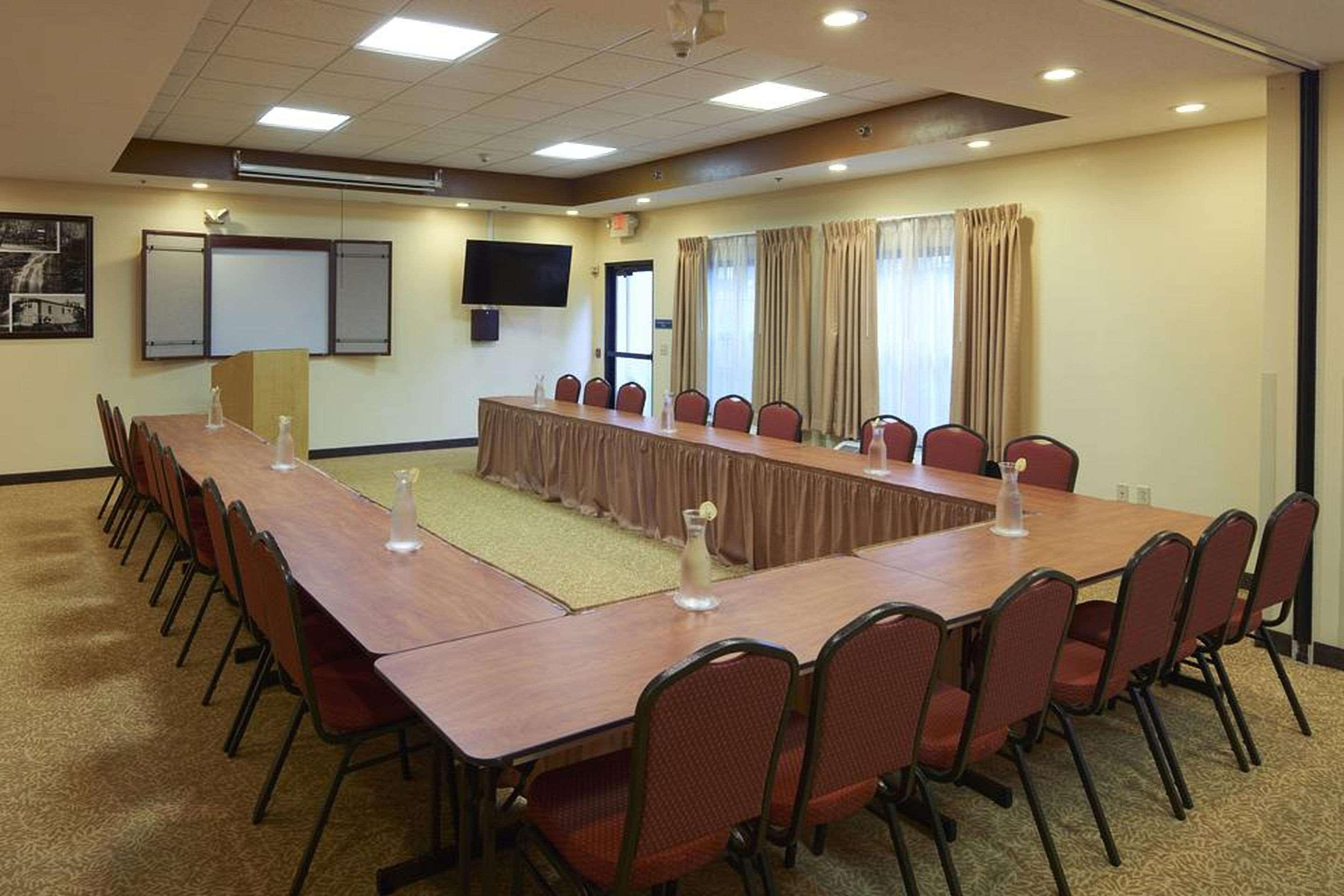 Comfort Suites Near Penn State - State College, Pa Εξωτερικό φωτογραφία
