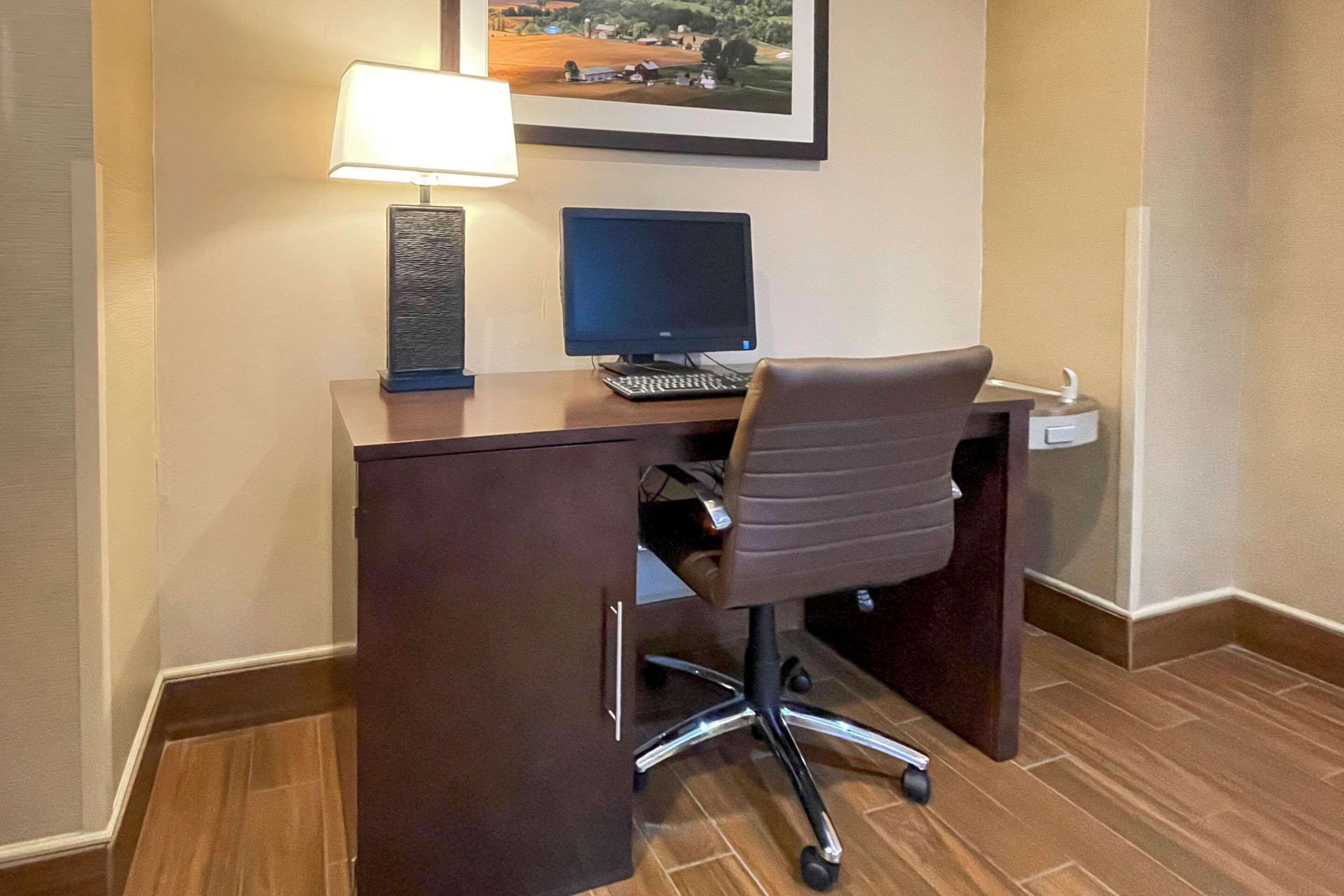 Comfort Suites Near Penn State - State College, Pa Εξωτερικό φωτογραφία