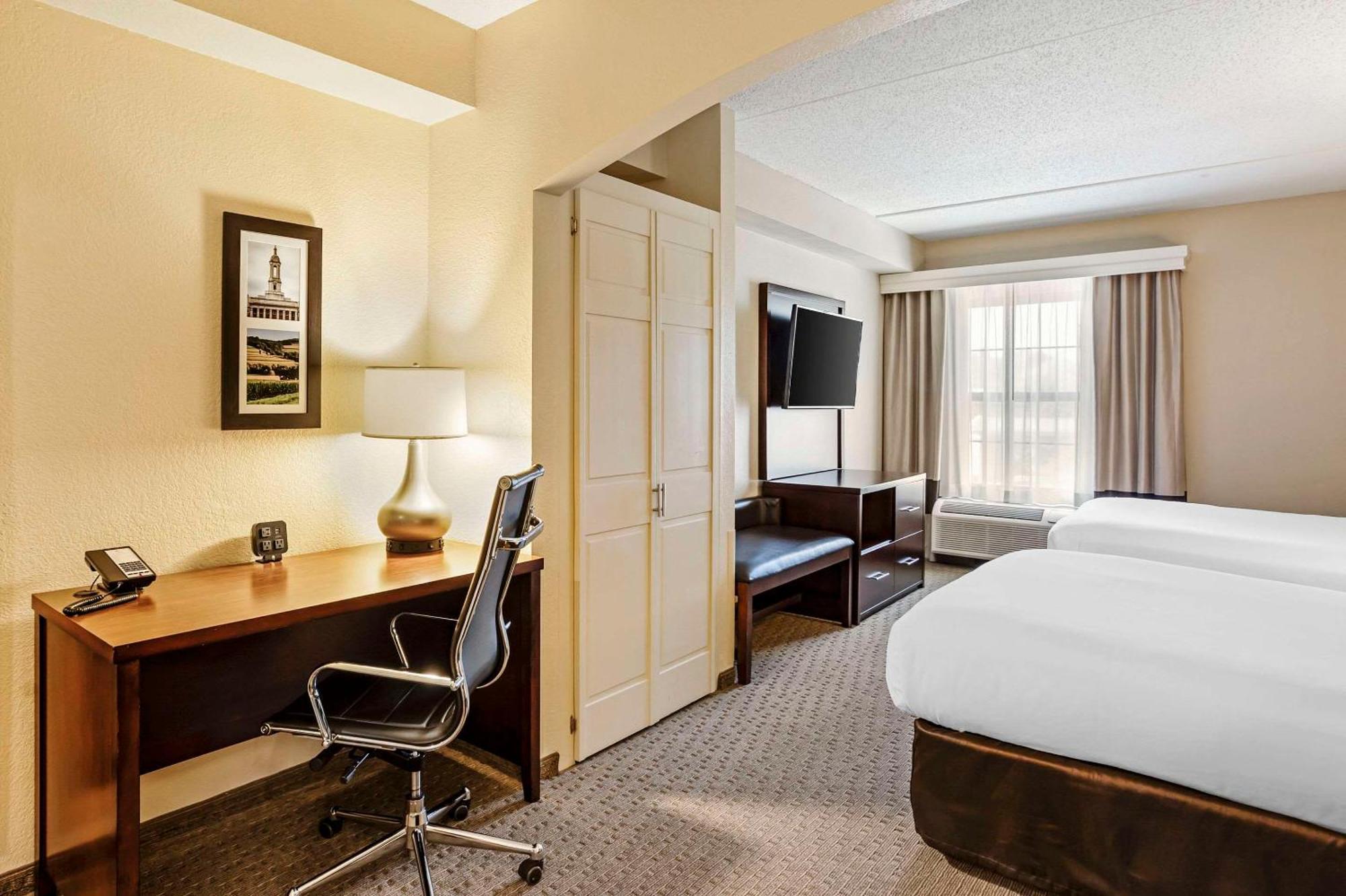 Comfort Suites Near Penn State - State College, Pa Εξωτερικό φωτογραφία